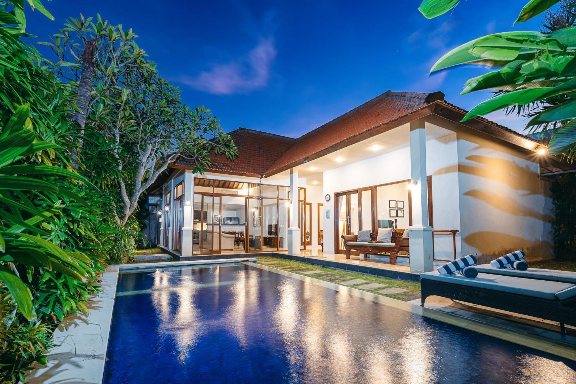 Mahayana Villa Batu Belig - Close To The Beach Canggu Extérieur photo