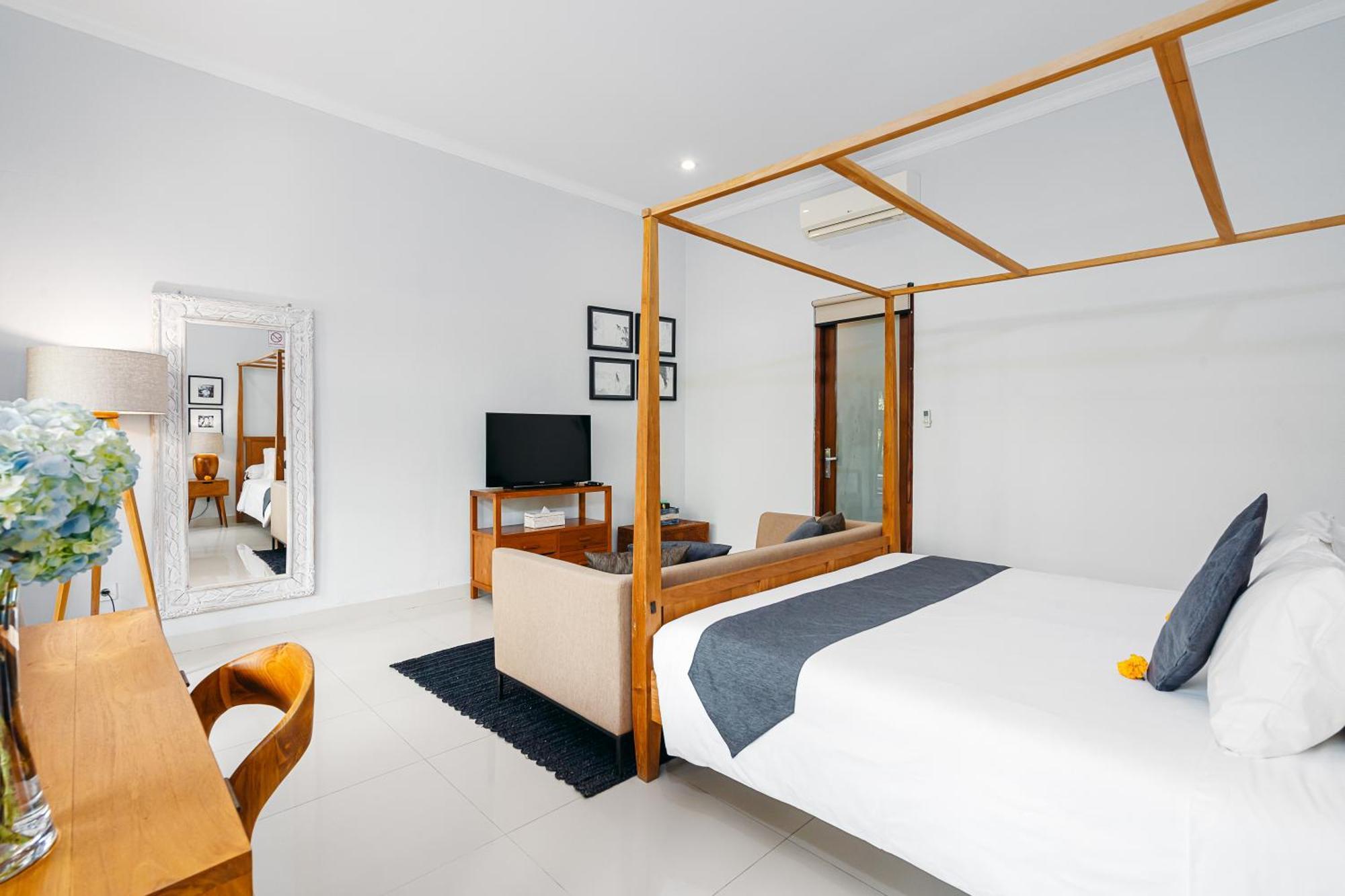 Mahayana Villa Batu Belig - Close To The Beach Canggu Extérieur photo